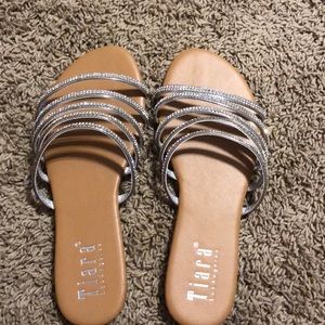 Rhinestone sandals size 7